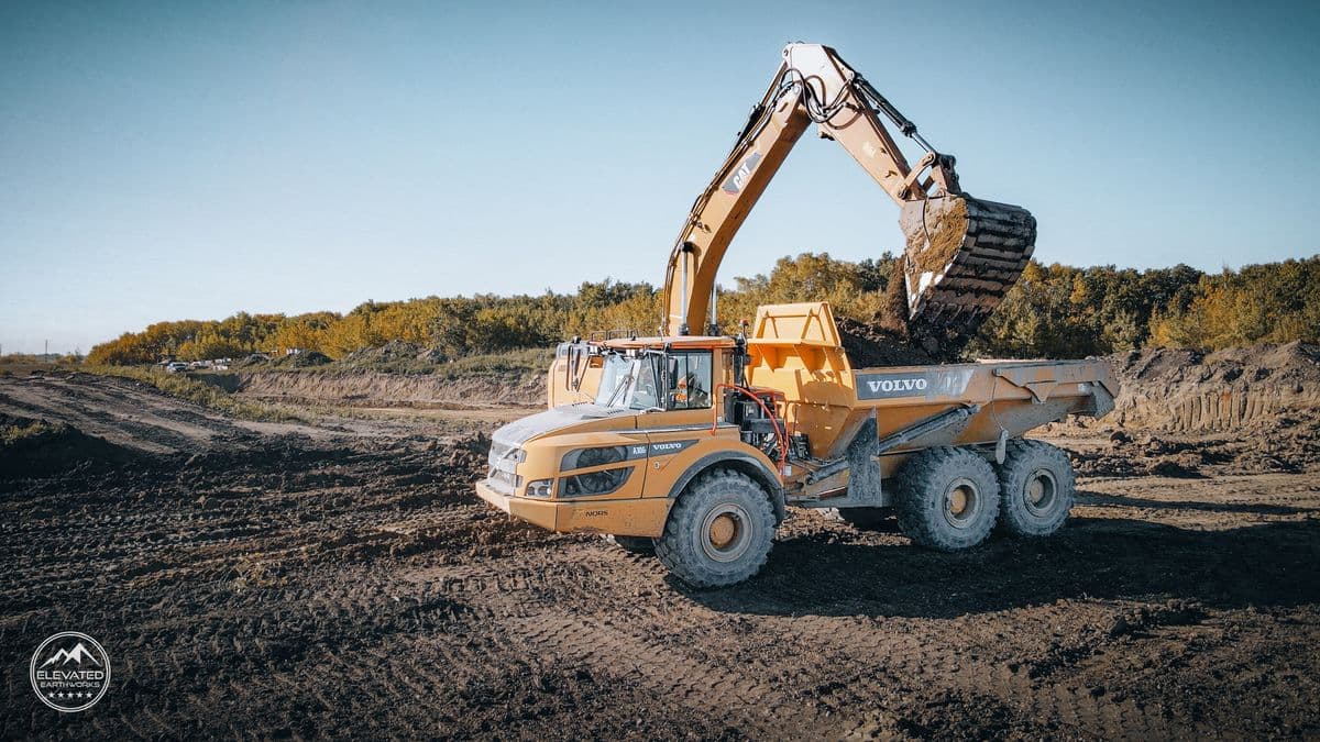 Mining & Industrial Earthmoving